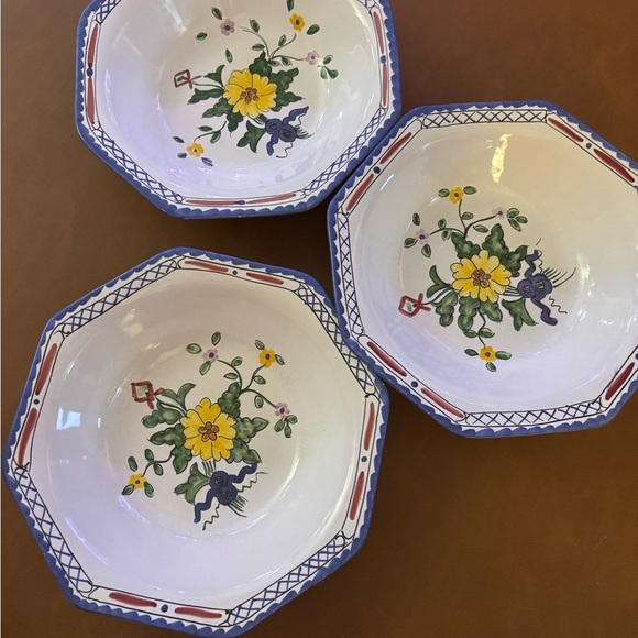 Tiffany & Co. "Lisbon" Floral Rim Soup Bowl - Picture 7 of 7